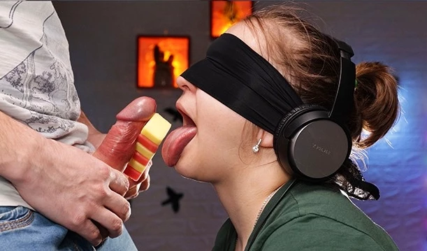 The cunning guy put his dick in his sister’s mouth instead of ice cream!